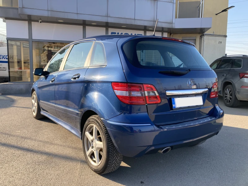 Mercedes-Benz B 180, снимка 6 - Автомобили и джипове - 49282331