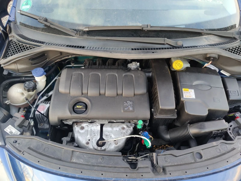 Peugeot 207 1.4 i 90, снимка 14 - Автомобили и джипове - 52829417