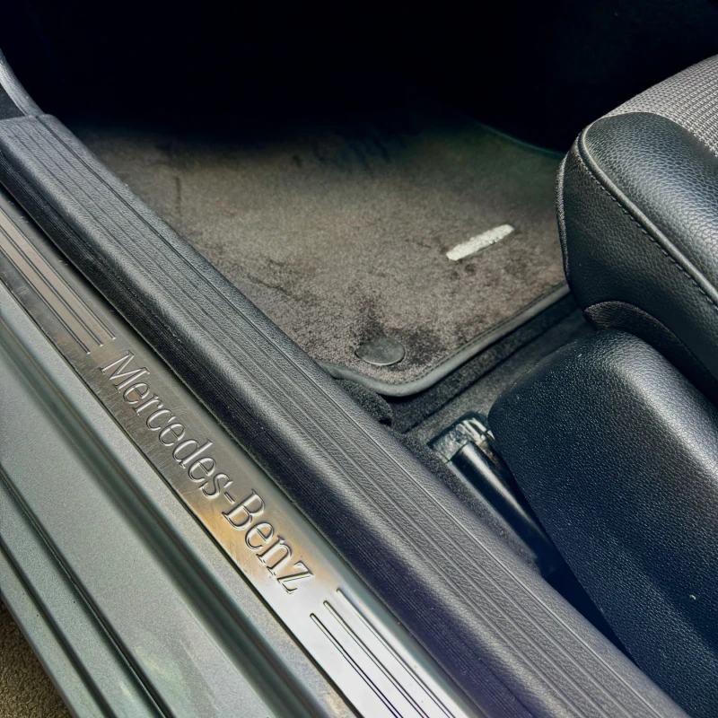 Mercedes-Benz C 220 C 220 CDi, снимка 11 - Автомобили и джипове - 52869925