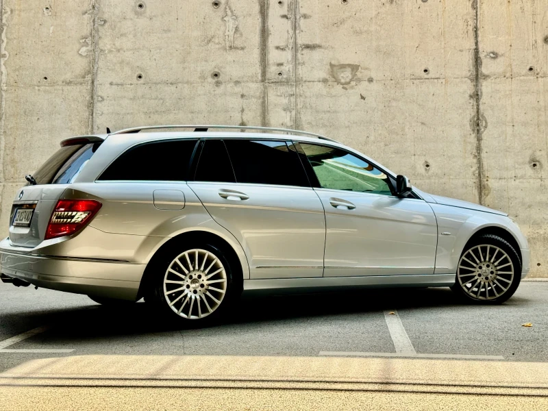 Mercedes-Benz C 220 C 220 CDi, снимка 7 - Автомобили и джипове - 52869925