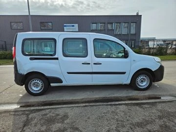 Renault Kangoo maxi 1.5dci, снимка 9 - Автомобили и джипове - 49556526