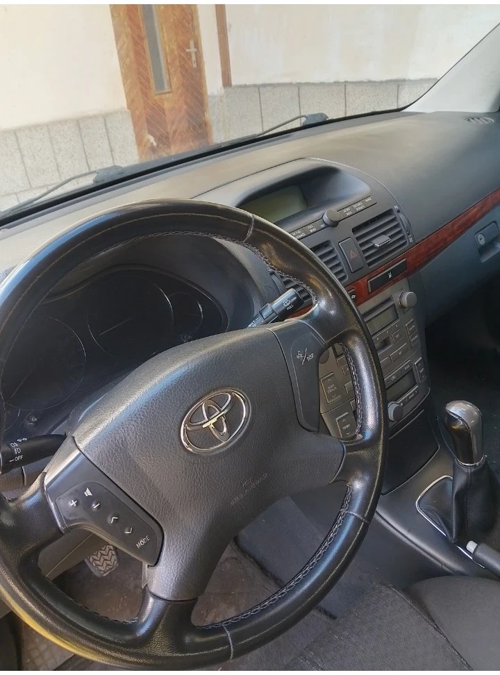 Toyota Avensis, снимка 3 - Автомобили и джипове - 53482433