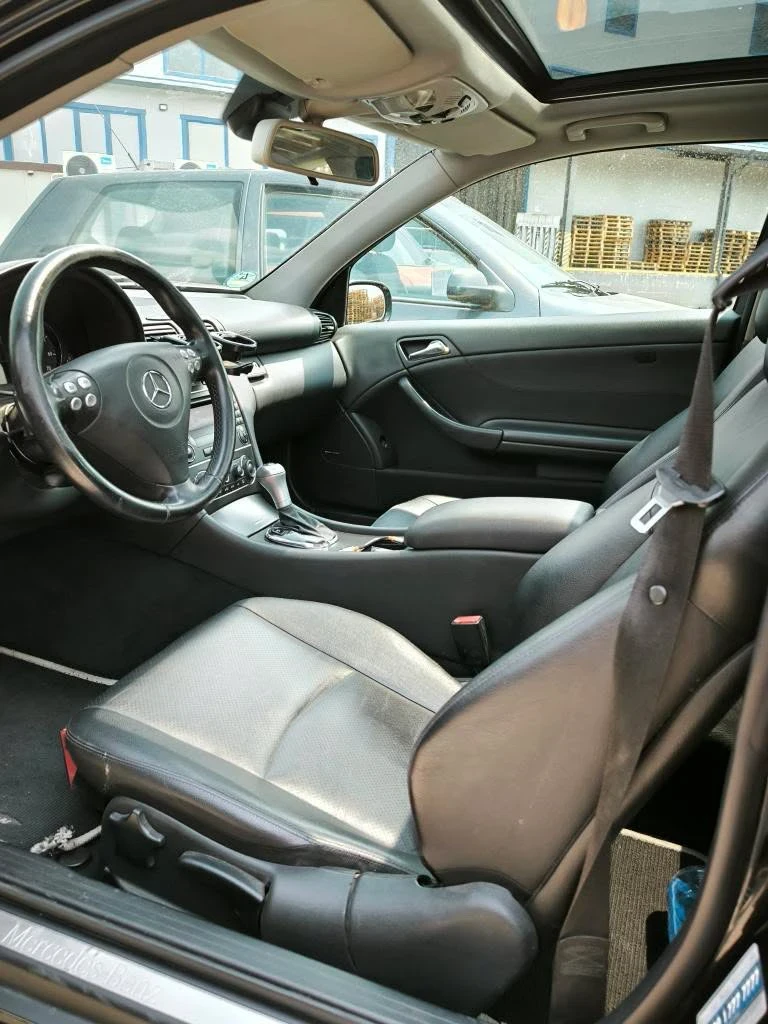 Mercedes-Benz 230, снимка 6 - Автомобили и джипове - 54442216