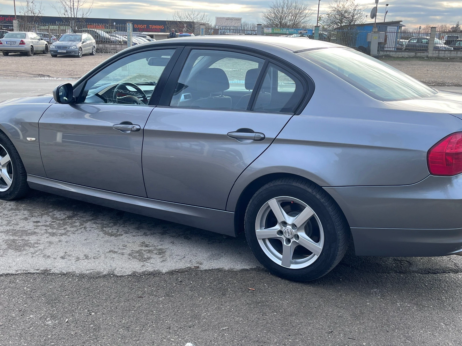 BMW 320 Е 90 LED XENON - изображение 7