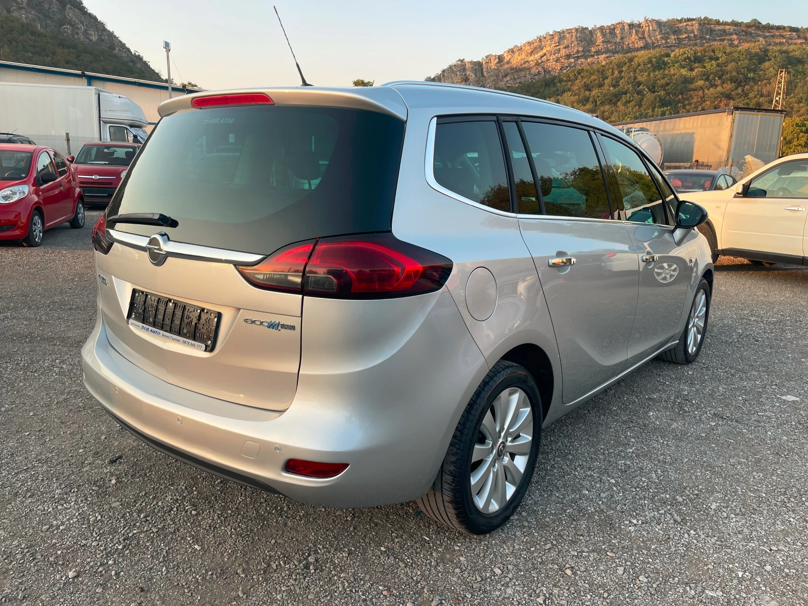 Opel Zafira 1.6-150k.c.7 места-TOURER-ПАРКТР.-LED - изображение 6