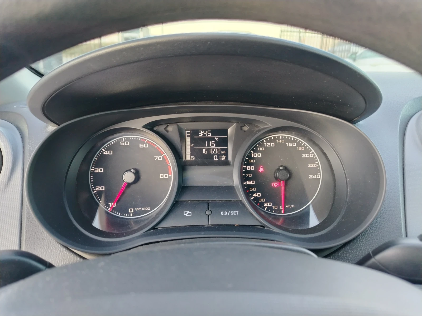 Seat Ibiza 1.2 BENZIN | Mobile.bg — изображение 15