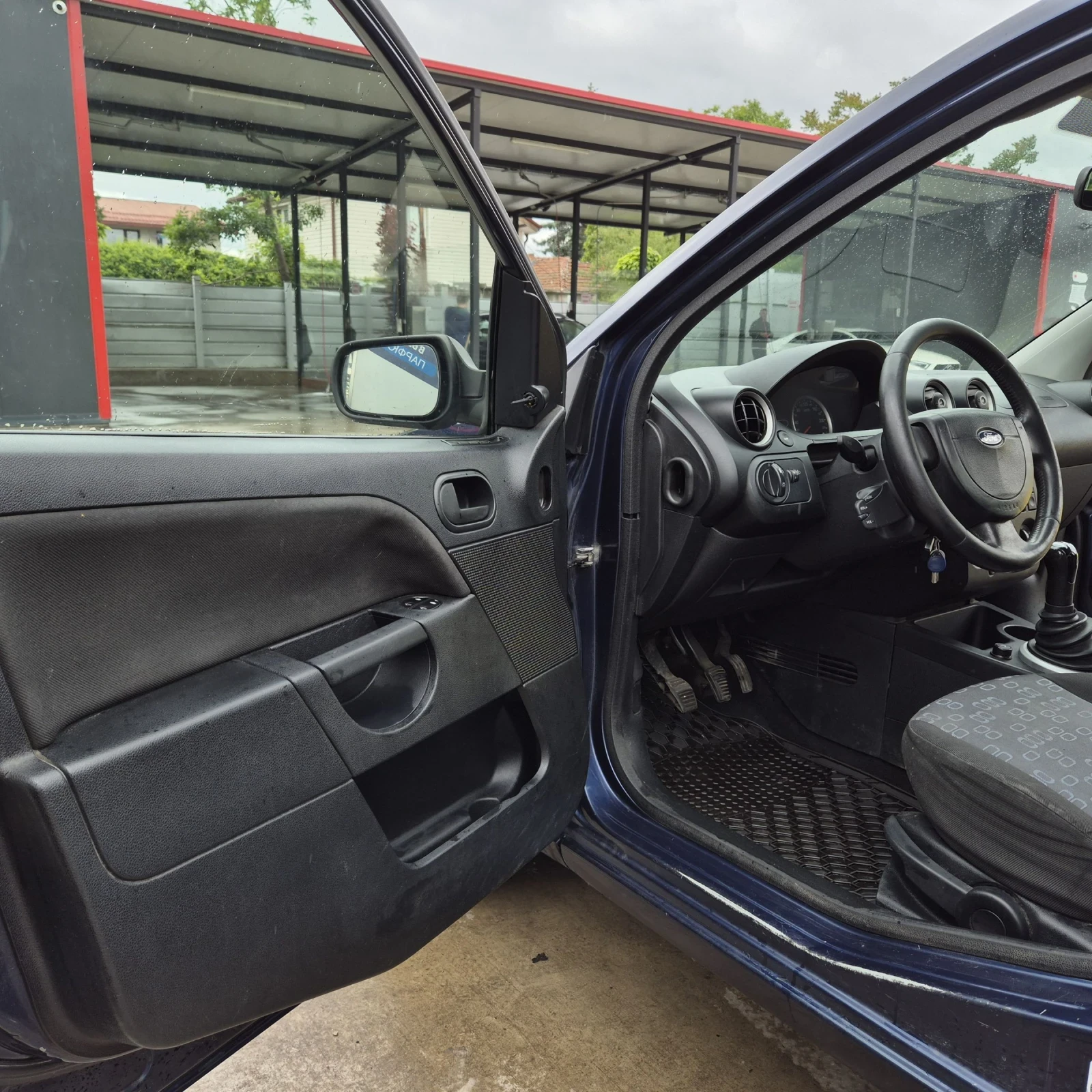 Ford Fiesta 1.4 TDCi  - изображение 6