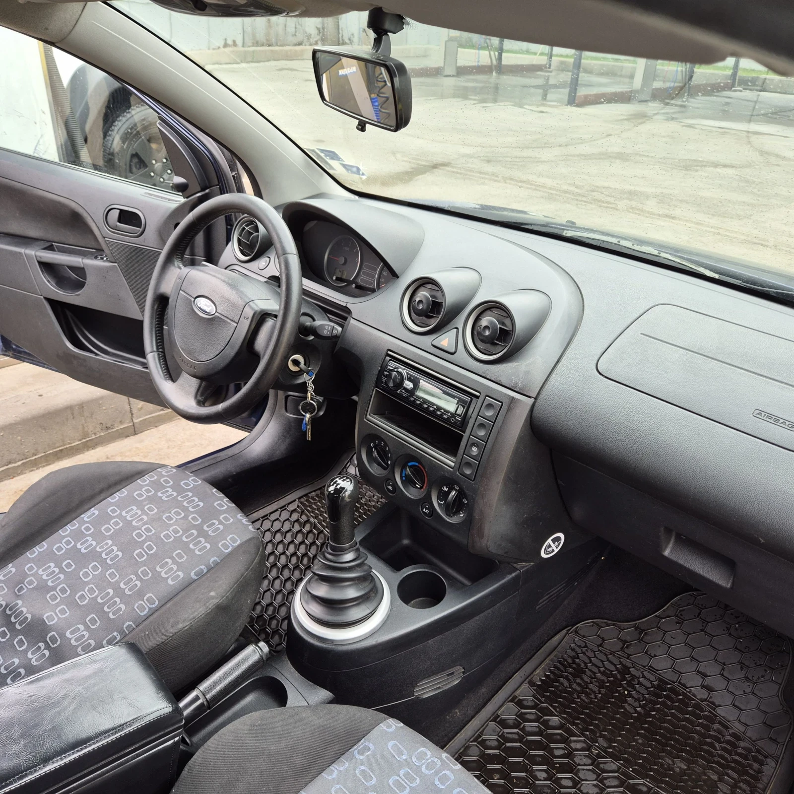 Ford Fiesta 1.4 TDCi  - изображение 7
