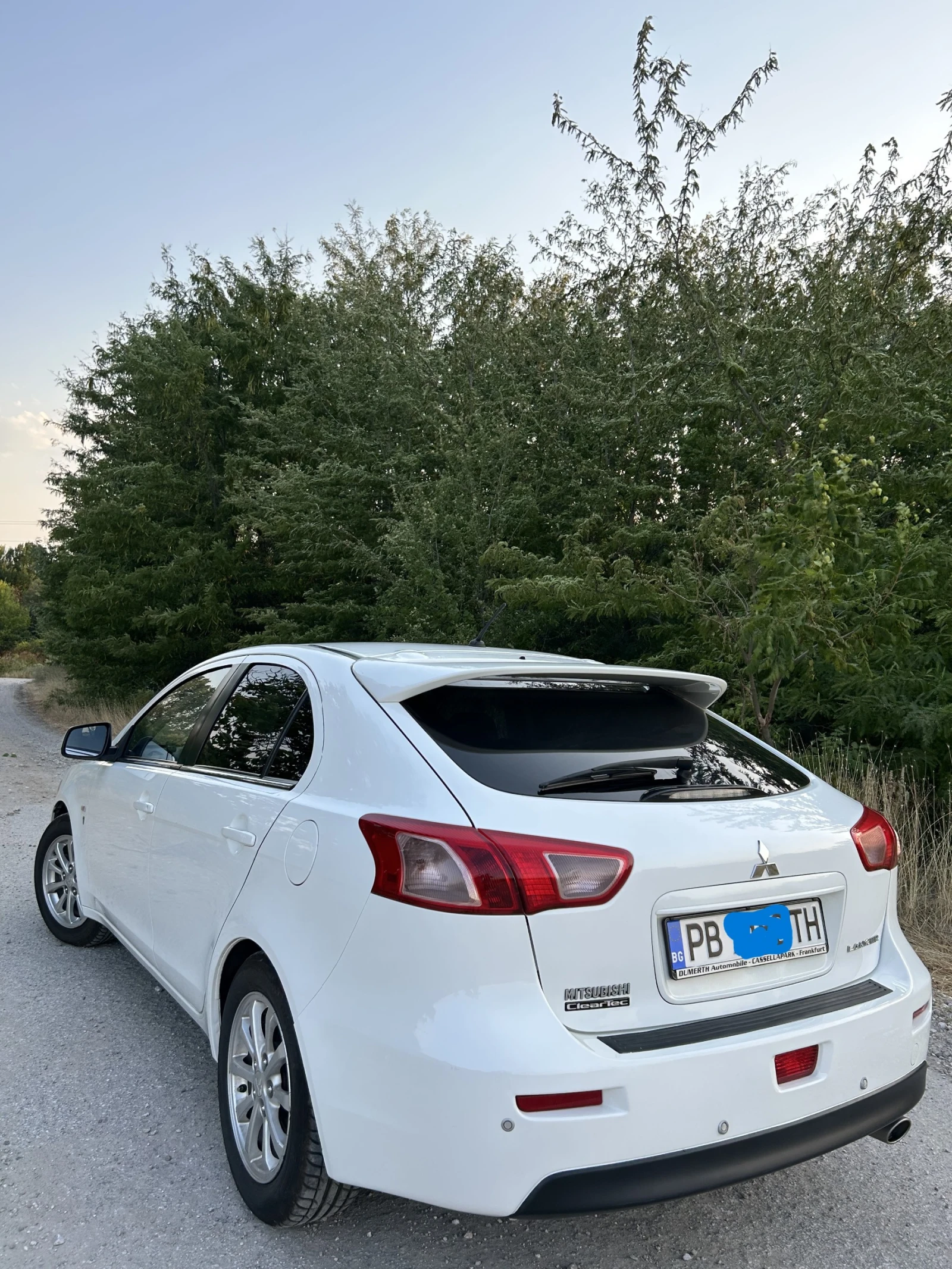 Mitsubishi Lancer  - изображение 3