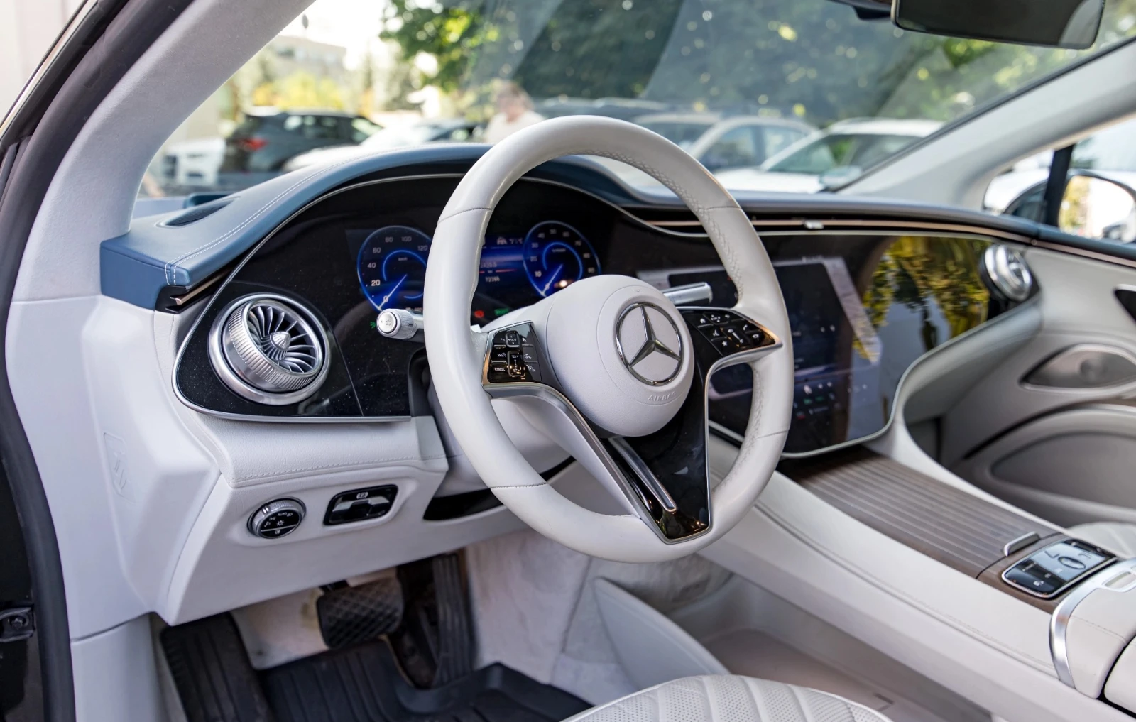 Mercedes-Benz EQS 580 4Matic Edition One - изображение 4