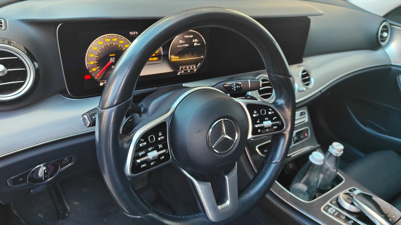 Mercedes-Benz E 200 T-model, снимка 12 - Автомобили и джипове - 52244194