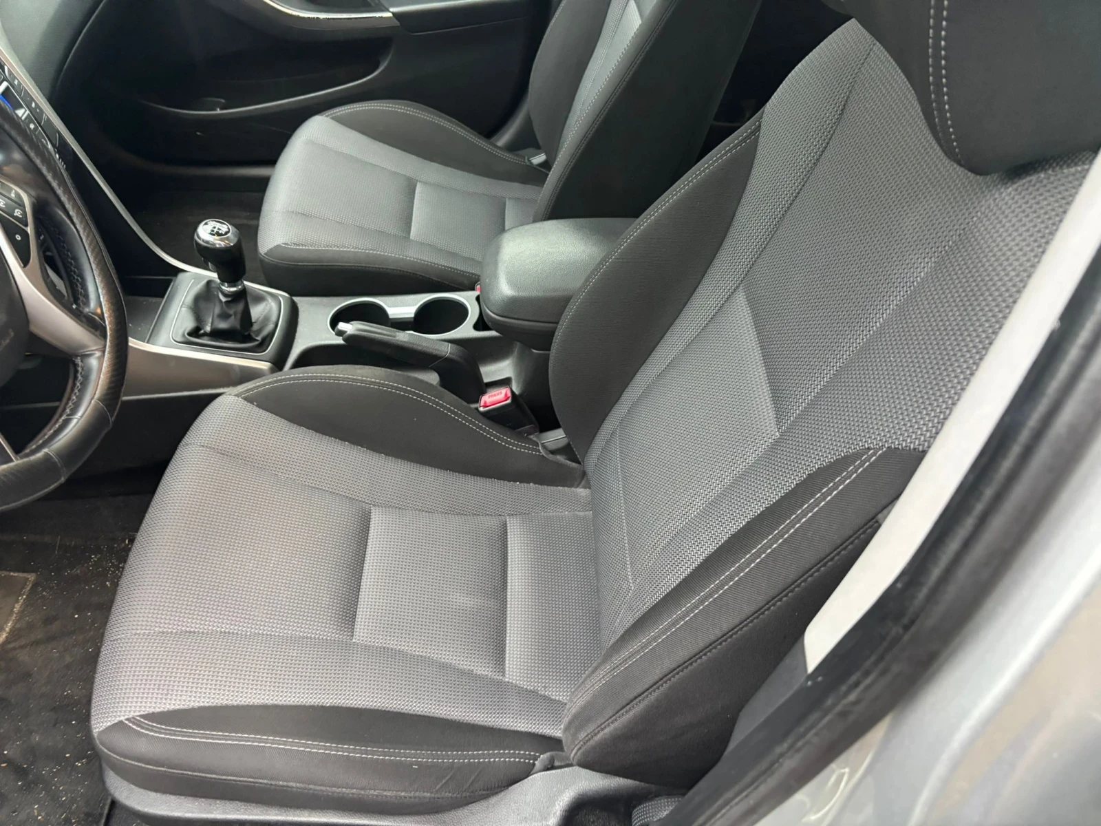 Hyundai I30 КАТО НОВ - изображение 5