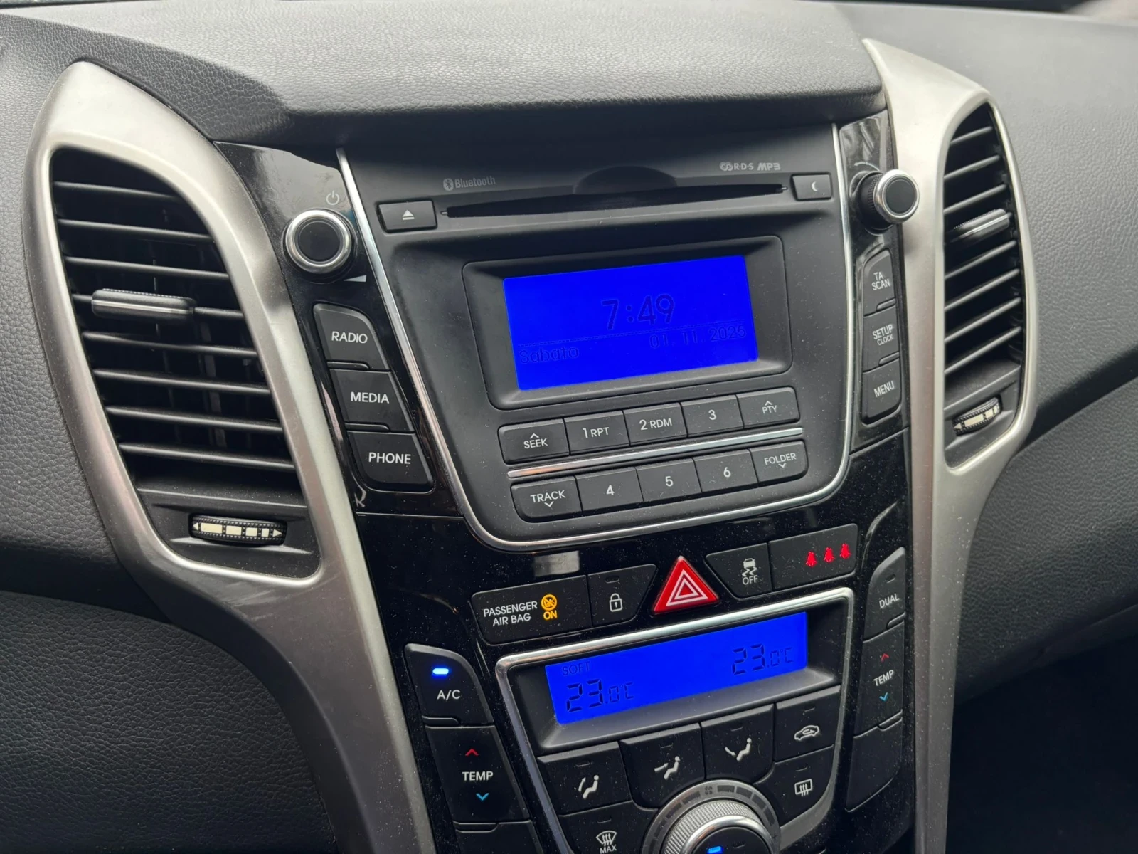 Hyundai I30 КАТО НОВ - изображение 10