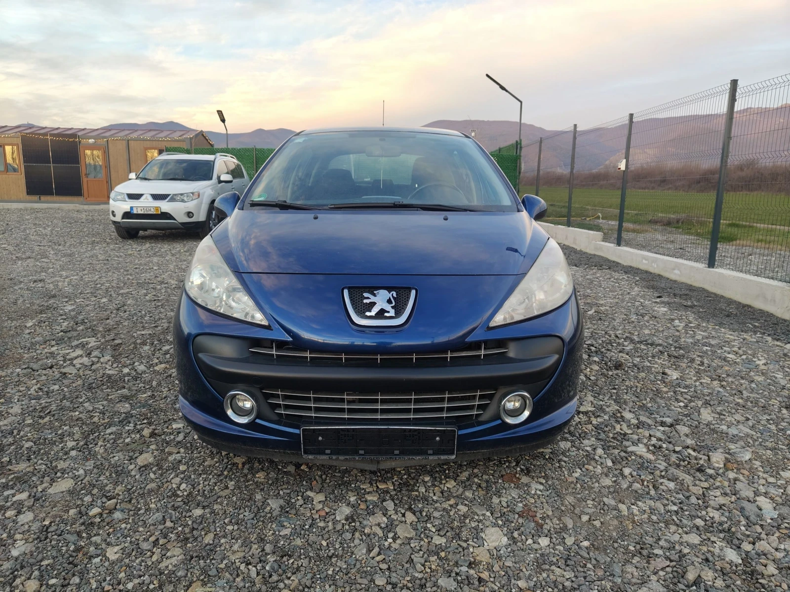 Peugeot 207 1.4 i 90 | Mobile.bg � ����������� 2