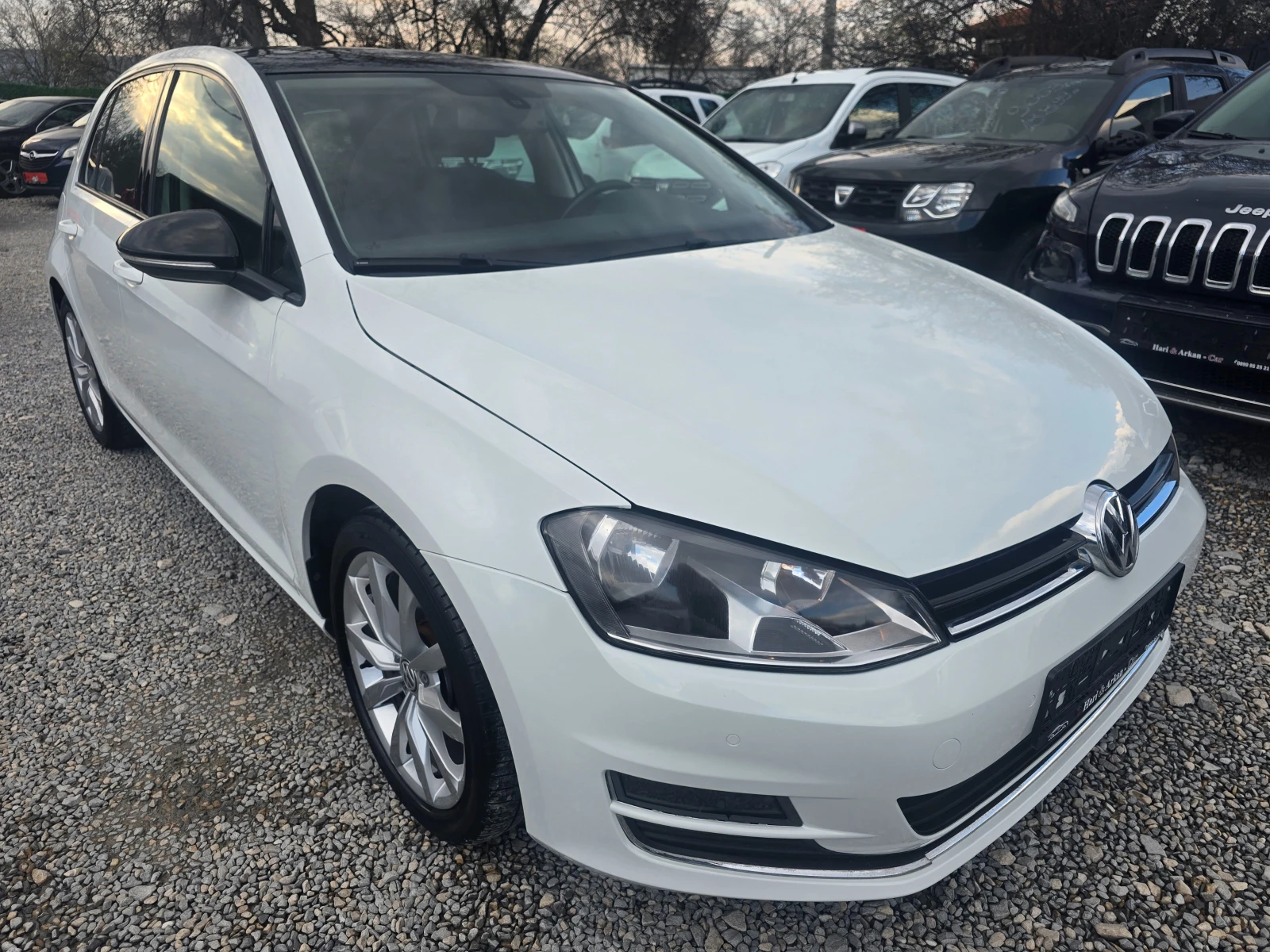 VW Golf 1.6TDI-105 K.C-НАВИ-ЛУКСОЗНО ИЗПЪЛНЕНИЕ, снимка 8 - Автомобили и джипове - 53977780