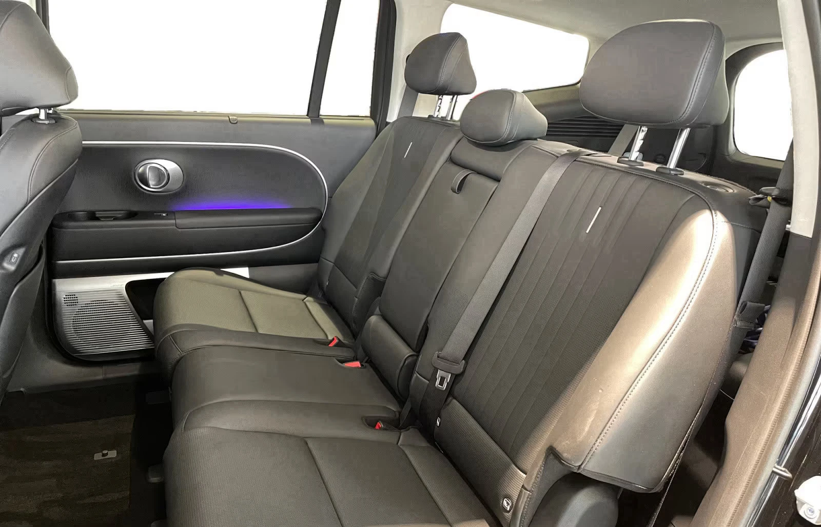 Hyundai IONIQ 9 UNIQ/307HP/7S/MASSSAGE/360/MEMO/HUD/ACC/117q | Mobile.bg � ����������� 10