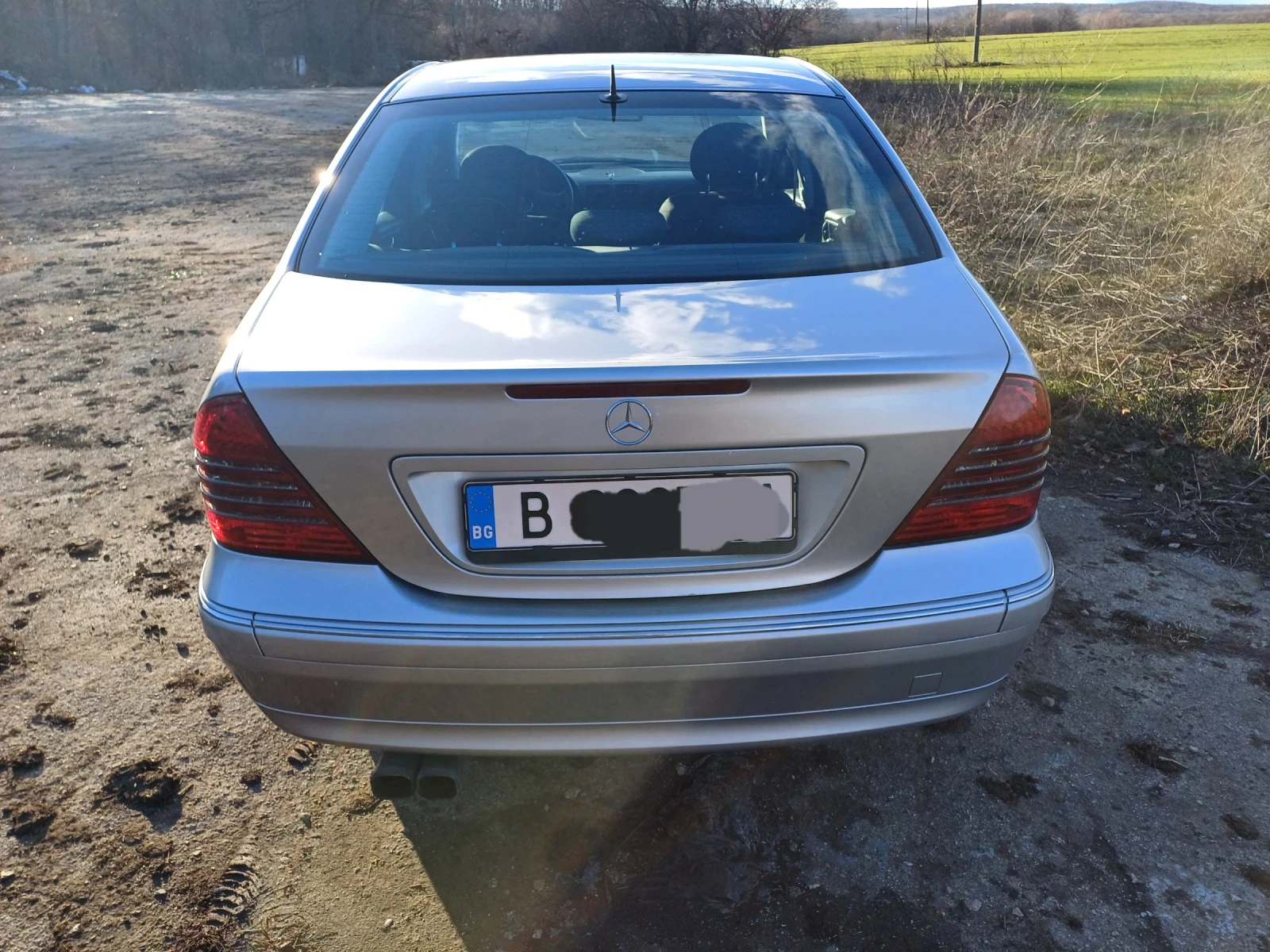 Mercedes-Benz C 180 Kompressor, снимка 3 - Автомобили и джипове - 54145535