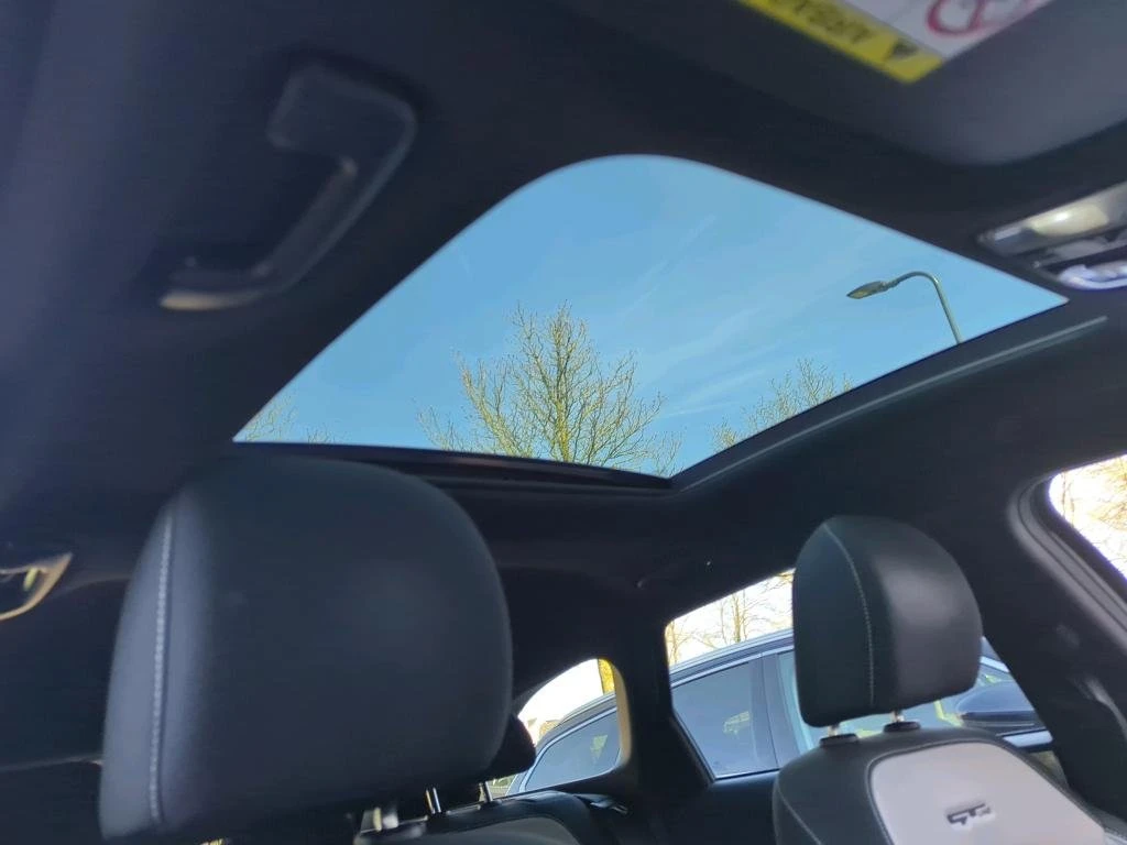 Kia Ceed SW 1.5 GDI GT Line , снимка 8 - Автомобили и джипове - 54190183