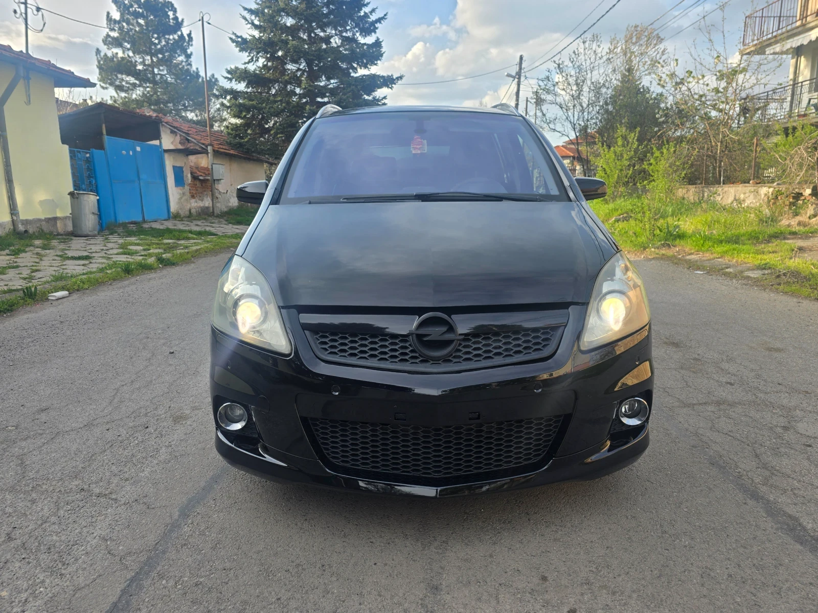 Opel Zafira 2.0TURBO OPC Холандия , снимка 2 - Автомобили и джипове - 54219674