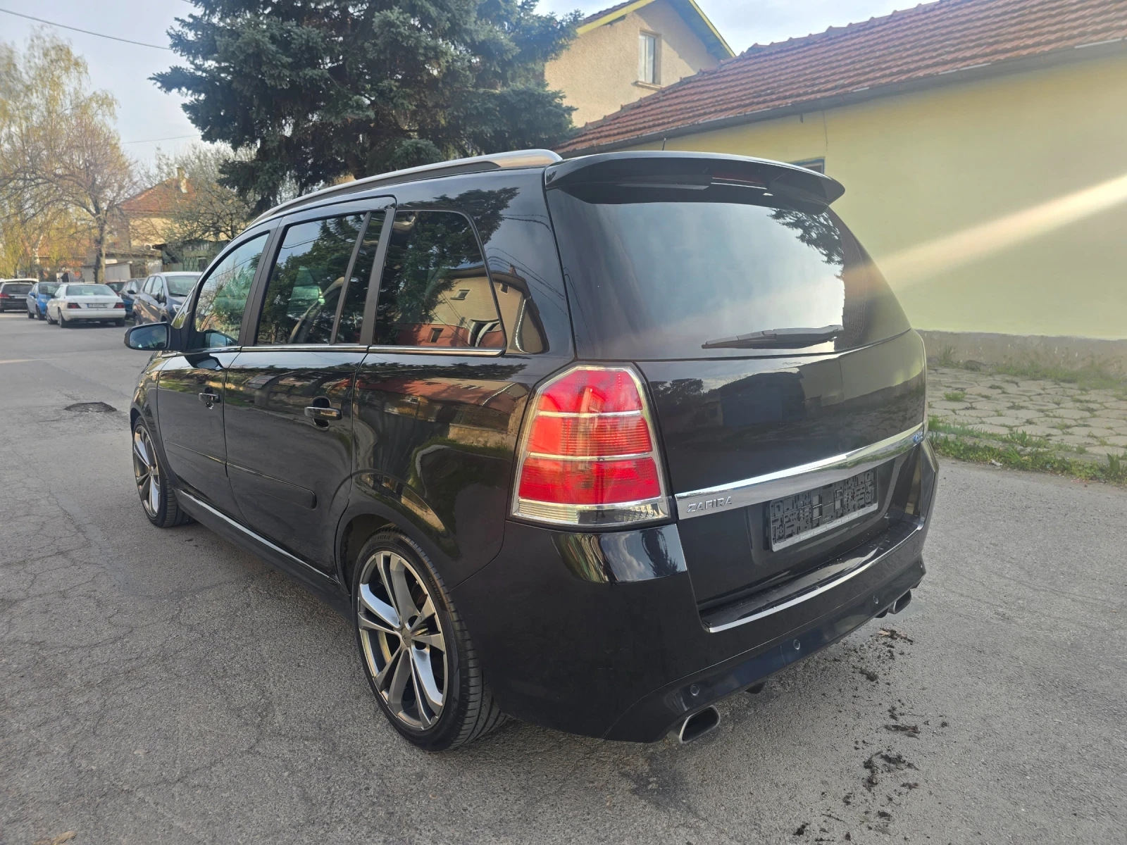 Opel Zafira 2.0TURBO OPC Холандия , снимка 7 - Автомобили и джипове - 54219674