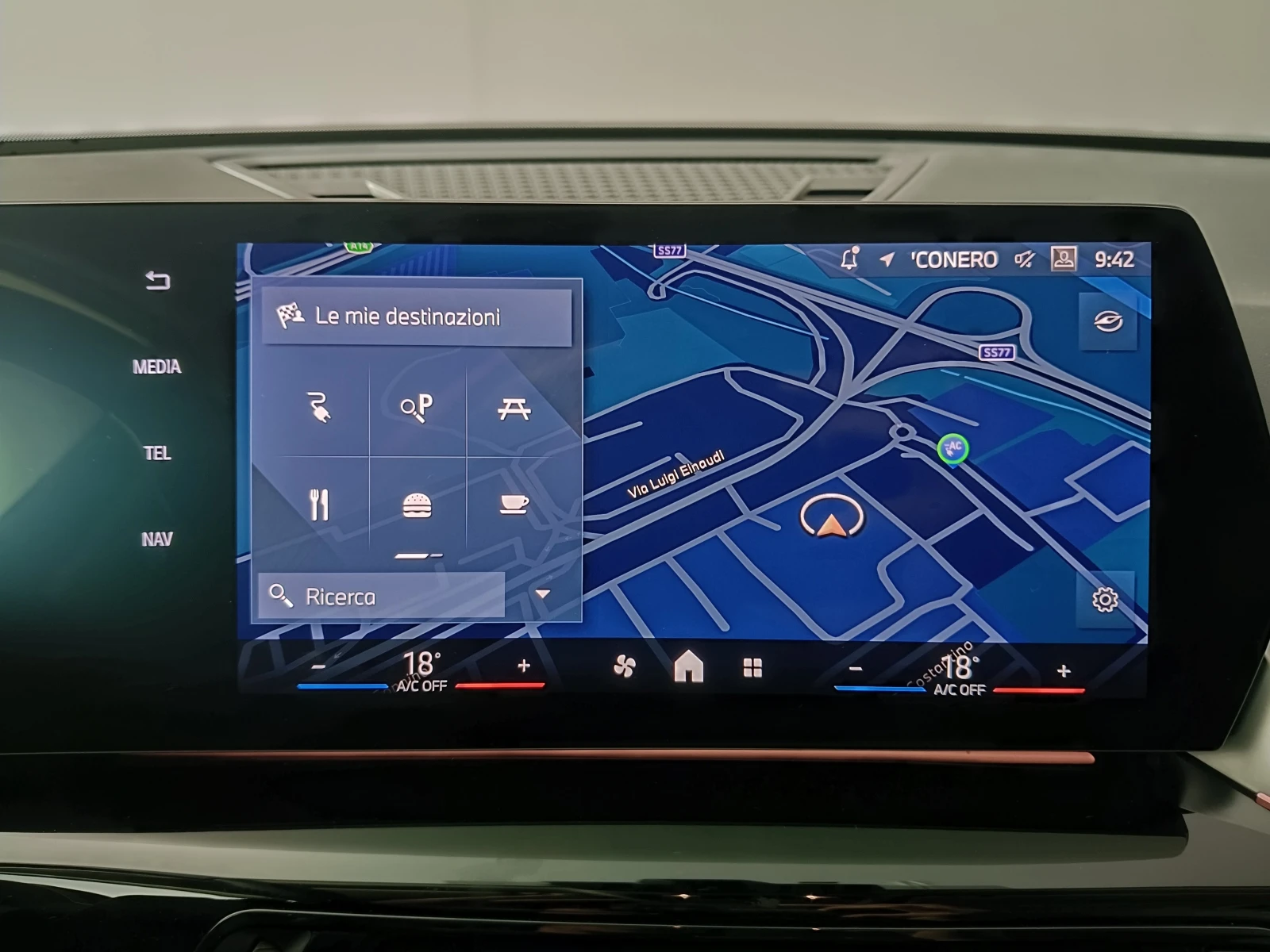 BMW iX1 20, снимка 11 - Автомобили и джипове - 54356249