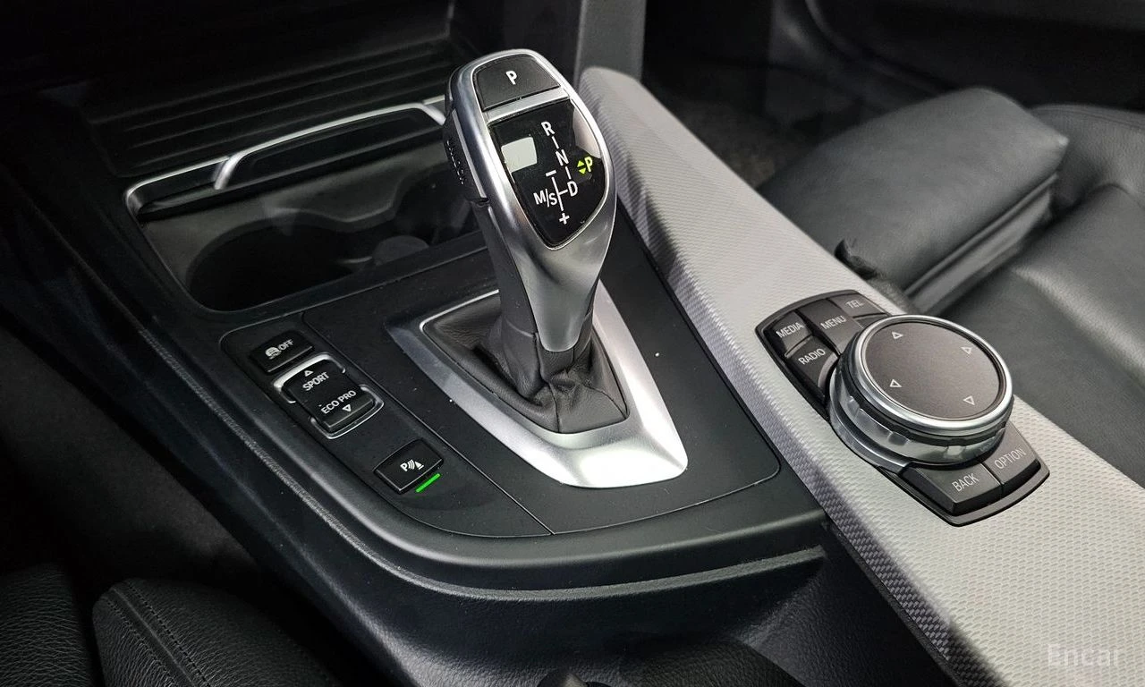 BMW 328 M* SPORT* ХЕДЪП* ПОДГРЕВ* КАМЕРА* КЕЙЛЕС* , снимка 11 - Автомобили и джипове - 54372419