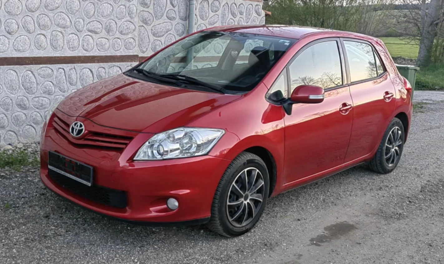 Toyota Auris 2.0 D-4D FACELIFT 126 к.с, снимка 4 - Автомобили и джипове - 54388255