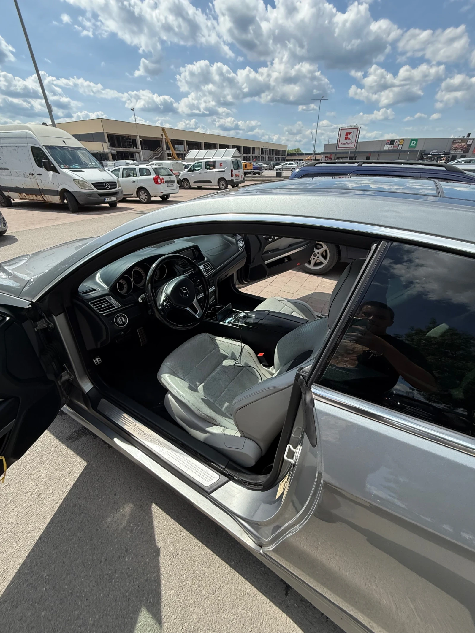 Mercedes-Benz E 500 1/1500 Extended Leather Dash; FULL, снимка 8 - Автомобили и джипове - 54673320
