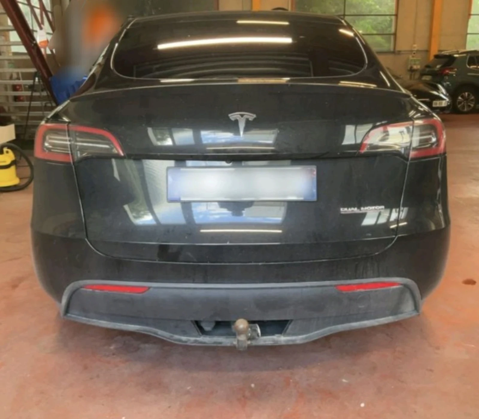 Tesla Model Y PERFORMANCE, снимка 4 - Автомобили и джипове - 54896445