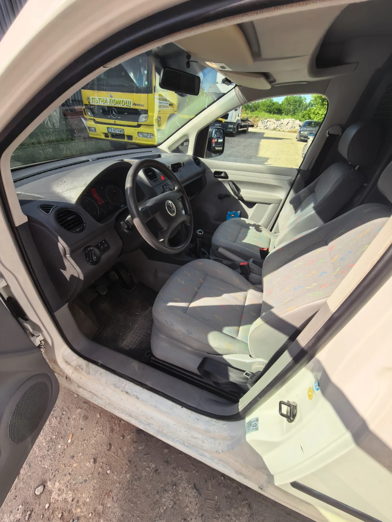 VW Caddy 2.0 SDI, снимка 9 - Автомобили и джипове - 55075898