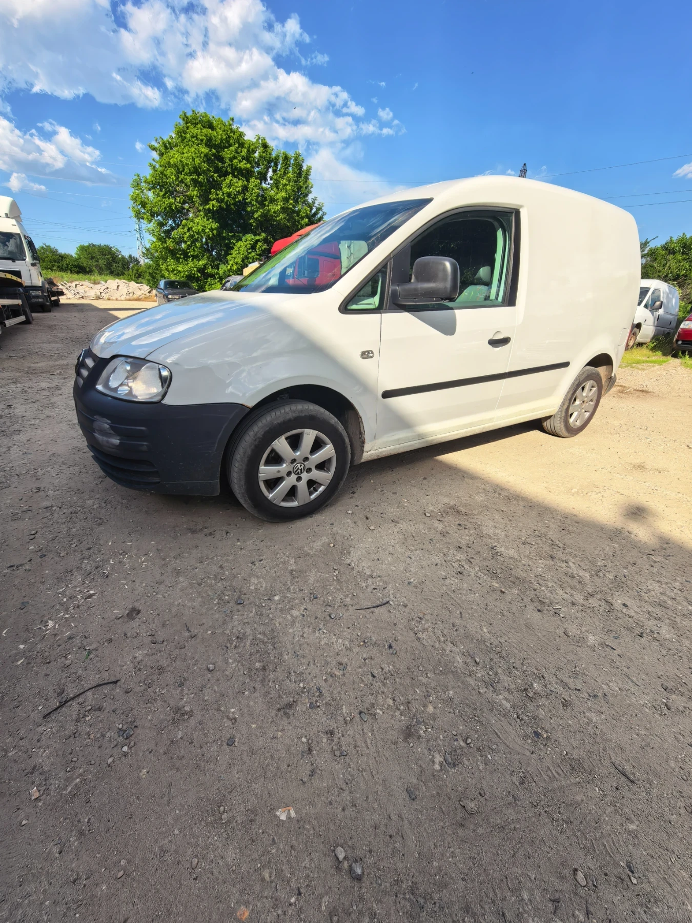 VW Caddy 2.0 SDI, снимка 3 - Автомобили и джипове - 55075898