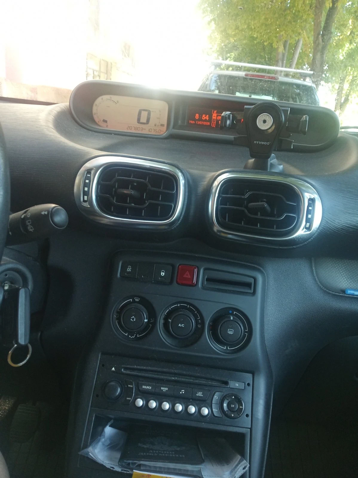 Citroen C3 Picasso, снимка 9 - Автомобили и джипове - 55268975