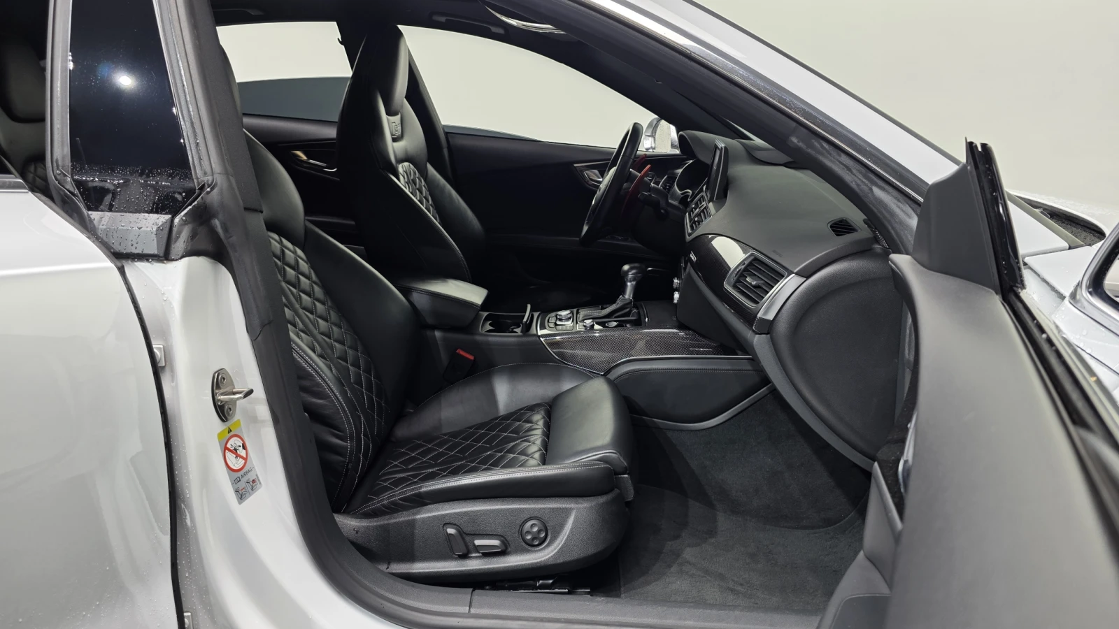 Audi S7 ЕЛ. БАГАЖНИК* HUD* ЛЮК* ПОДГРЕВ ВОЛАН* КРАЙНА ЦЕНА, снимка 11 - Автомобили и джипове - 55496043