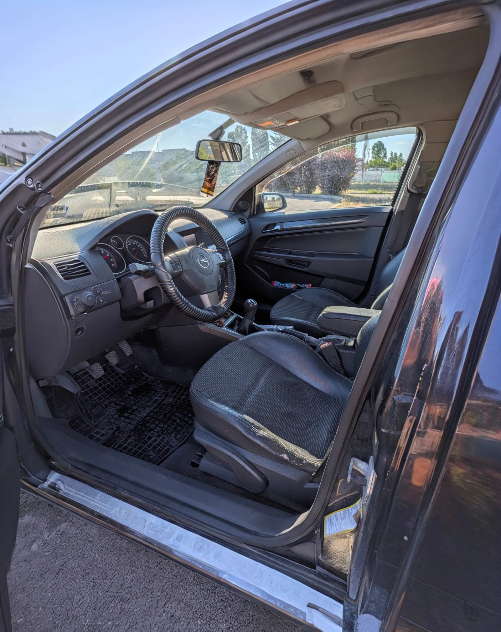 Opel Astra, снимка 9 - Автомобили и джипове - 55538612