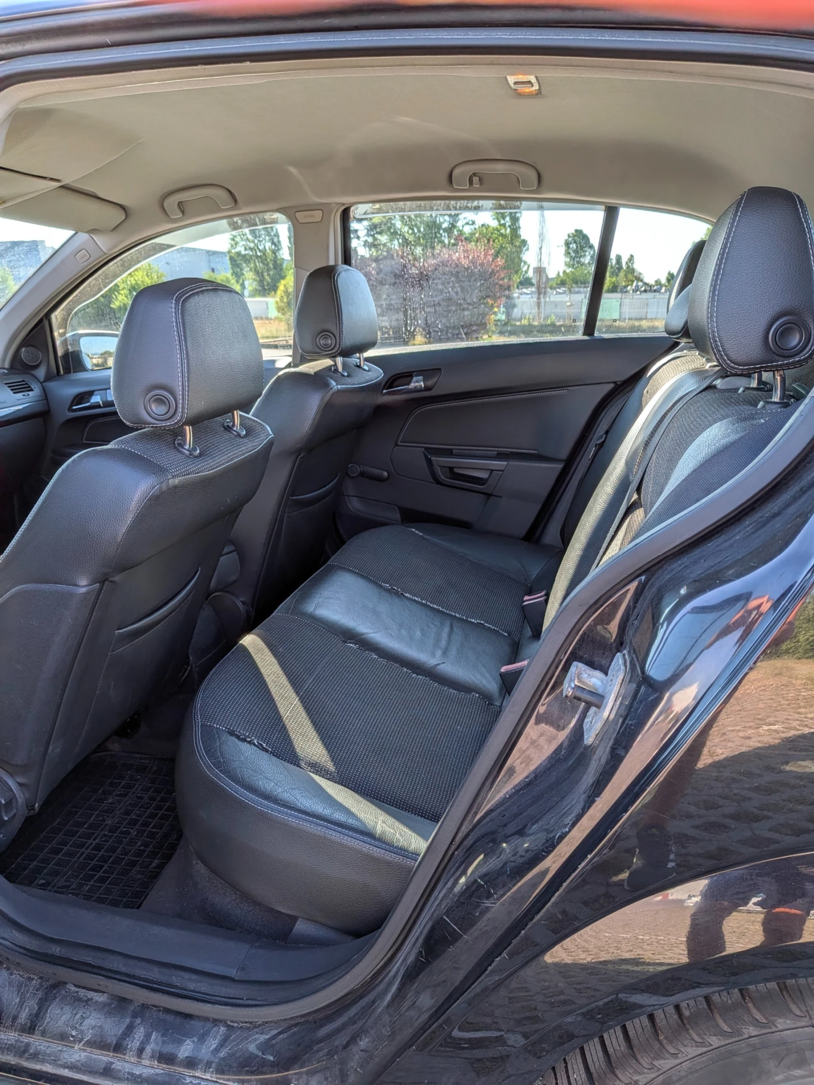 Opel Astra, снимка 11 - Автомобили и джипове - 55538612