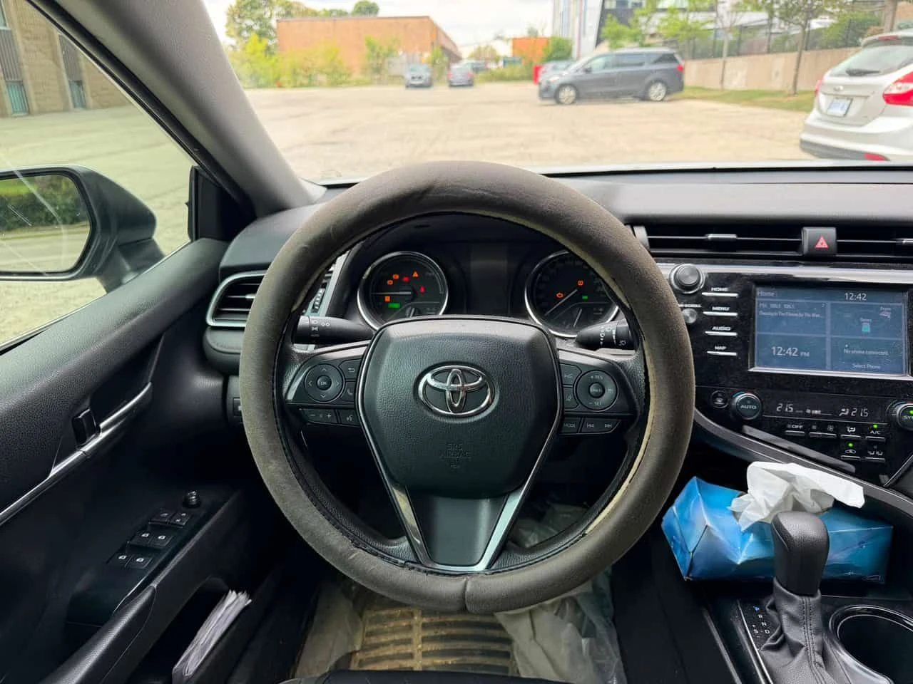 Toyota Camry * Hybrid LE * АВТОКРЕДИТ БЕЗ ПЪРВОНАЧАЛНА ВНОСКА* , снимка 10 - Автомобили и джипове - 55586230