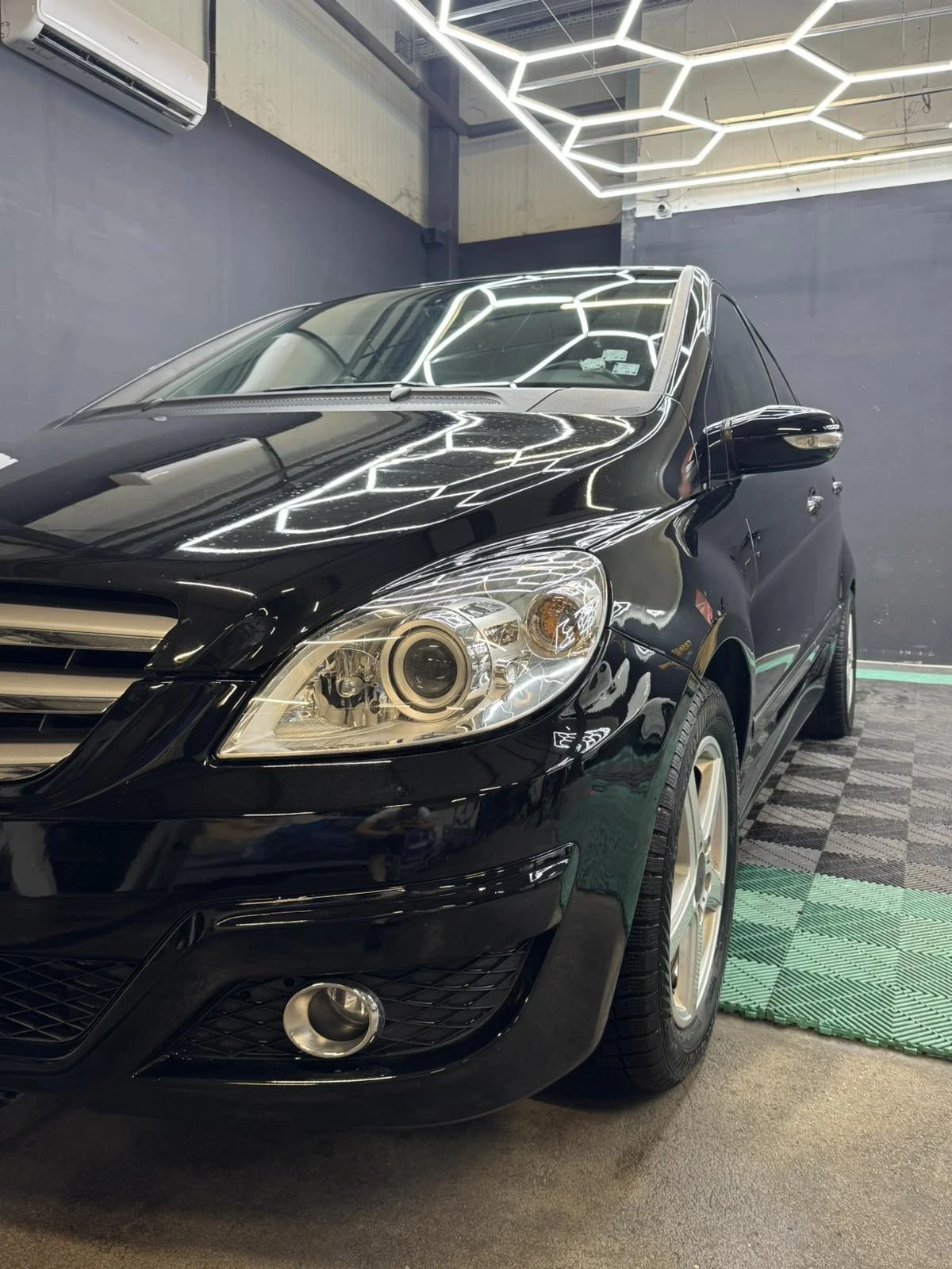Mercedes-Benz B 200, снимка 3 - Автомобили и джипове - 55672572