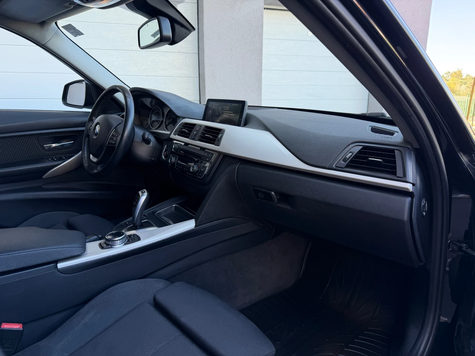 BMW 320 D NAVI / HEAD-UP / ADAPTIVE HEADLIGHTS / TUV | Mobile.bg � ����������� 11