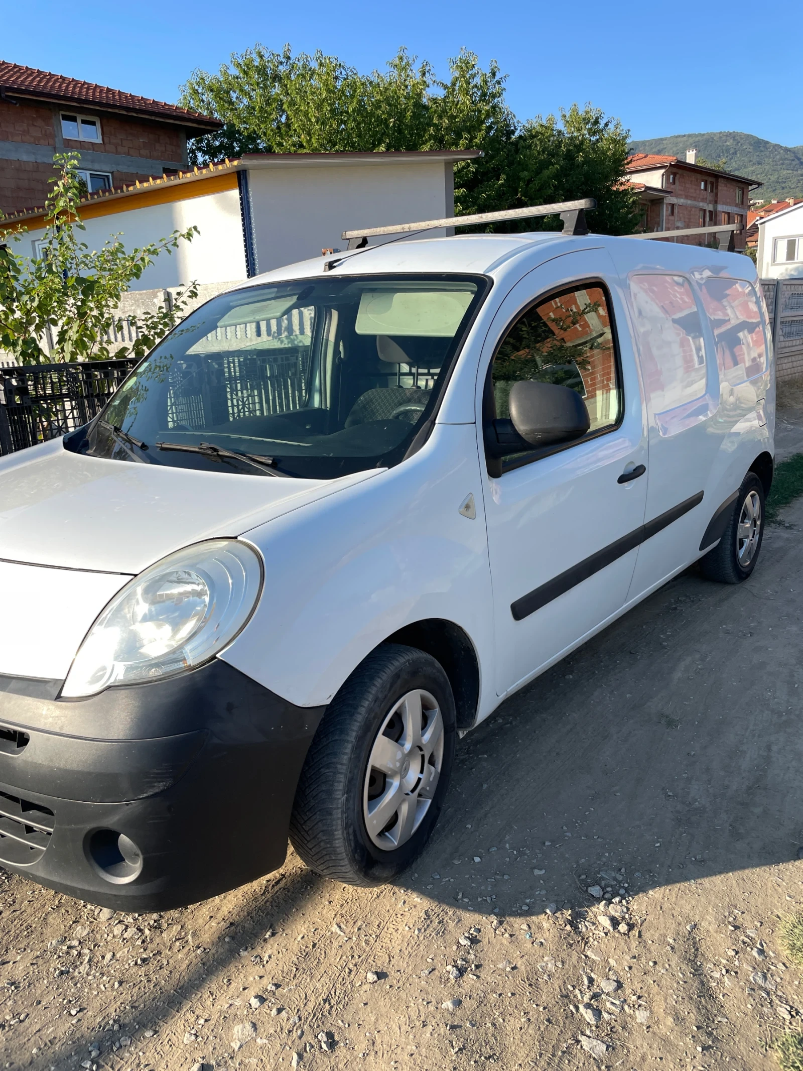 Renault Kangoo 1.5dci MAXI, снимка 2 - Автомобили и джипове - 56151794