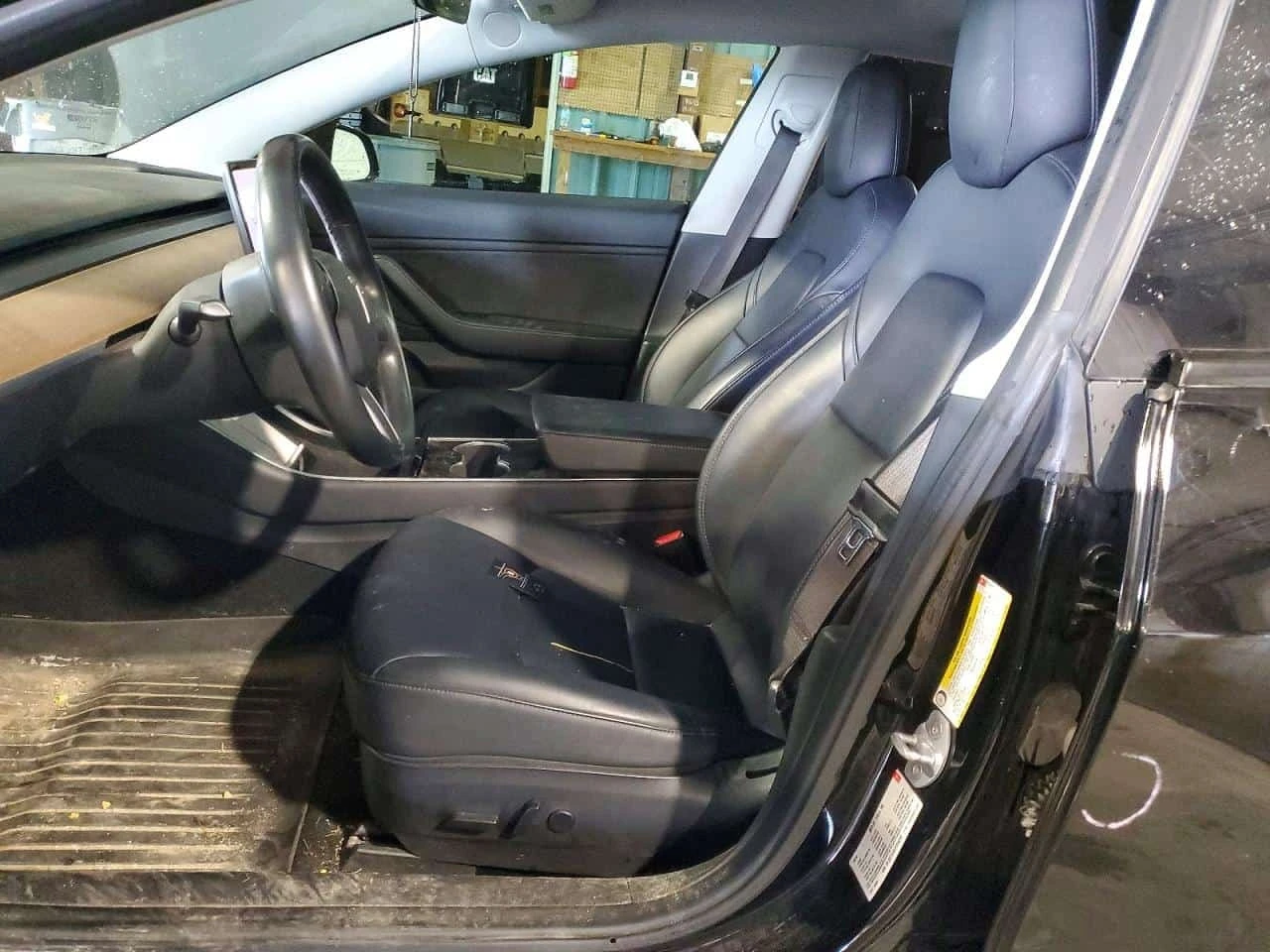 Tesla Model 3 * CARFAX * БЕЗ ПЪРВОНАЧАЛНА ВНОСКА, снимка 7 - Автомобили и джипове - 56254561