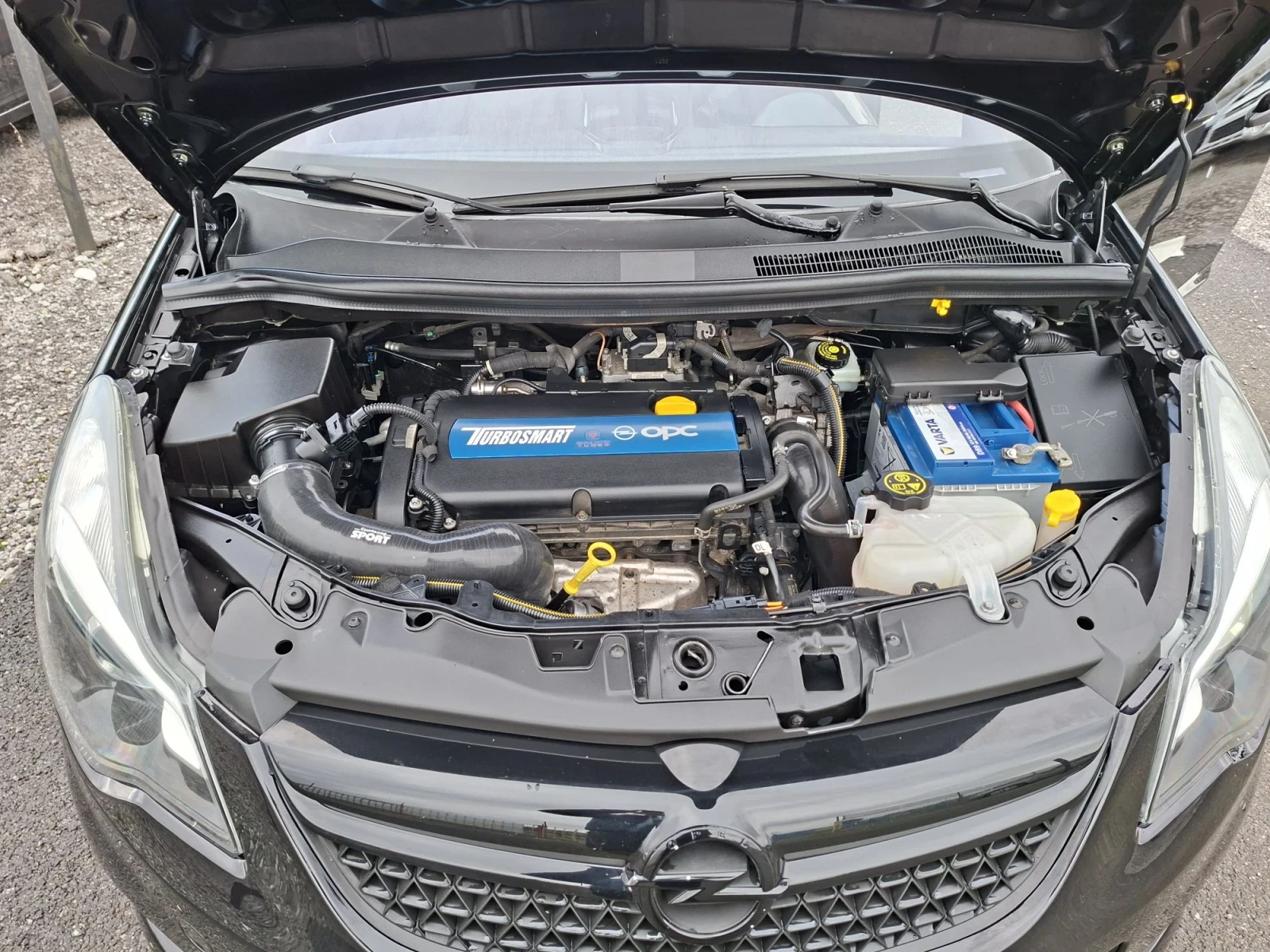 Opel Corsa 1.6 turbo, снимка 17 - Автомобили и джипове - 56367629