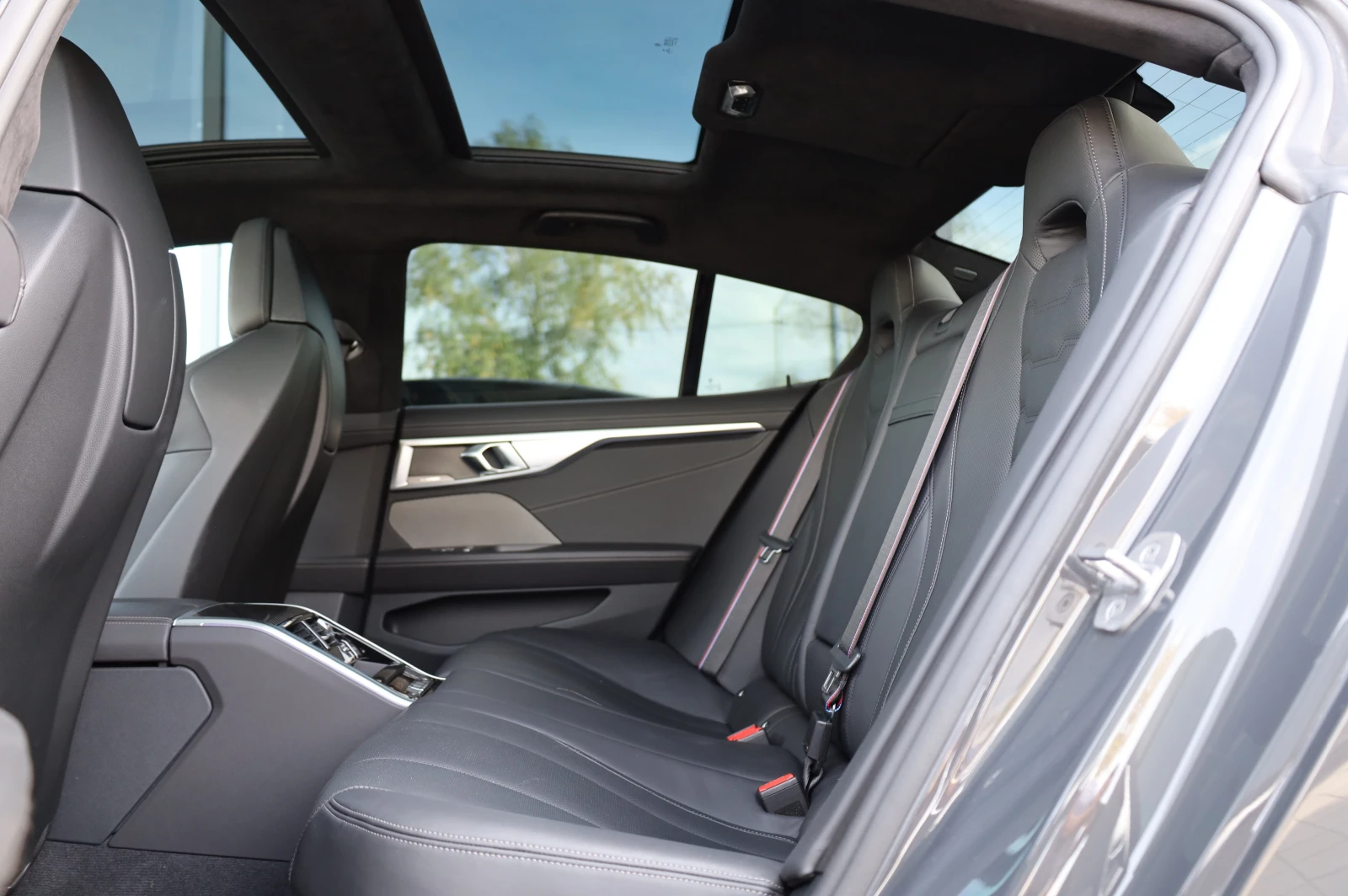 BMW 850 M* GRAN COUPE* LASER* CARBON* SWAROWSKI* 360*  | Mobile.bg � ����������� 17