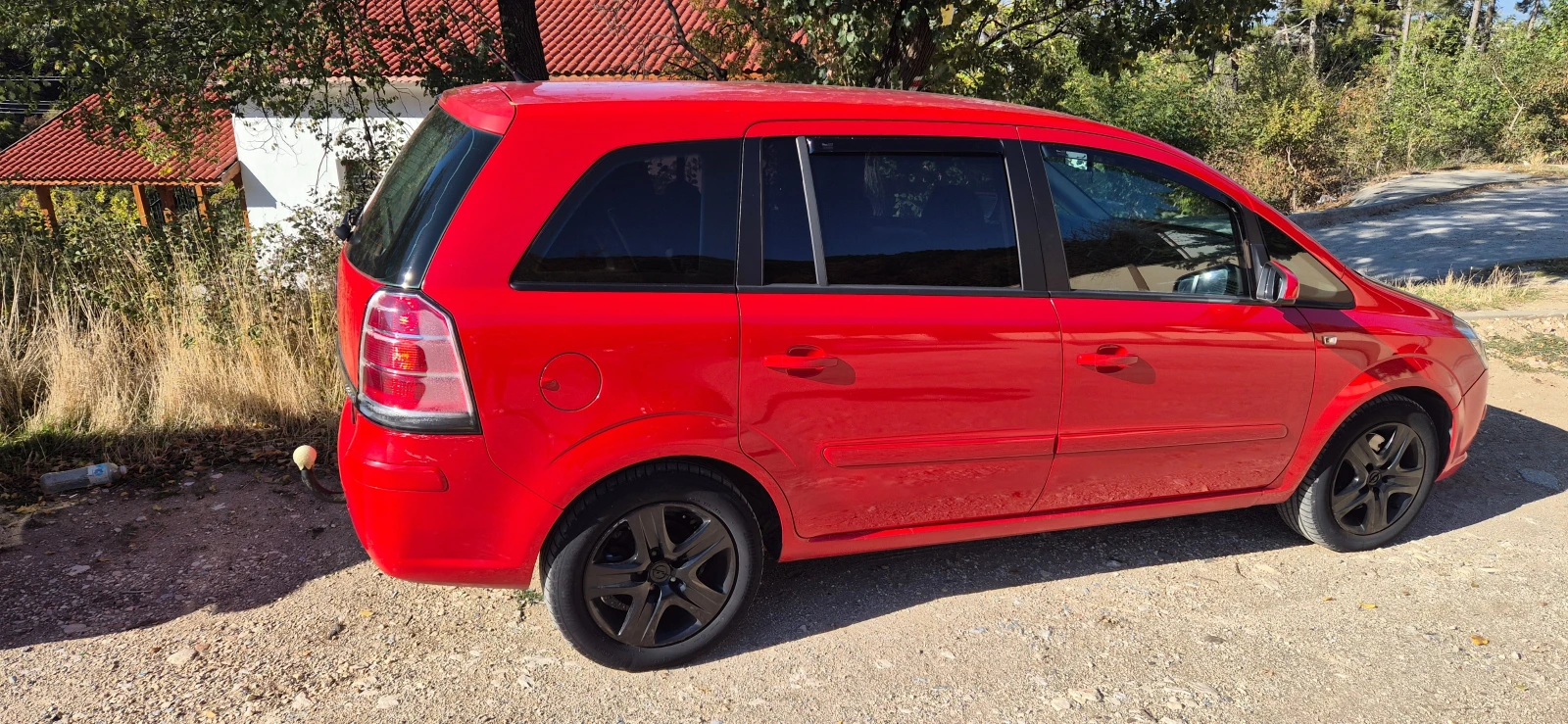 Opel Zafira 1.9CDti, снимка 2 - Автомобили и джипове - 56650666