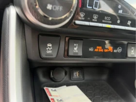 Toyota Rav4 * XLE AWD * ДИСТРОНИК * 2 КЛЮЧА * CARFAX, снимка 13
