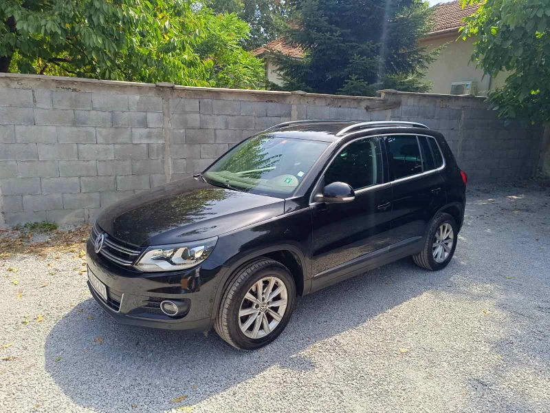 VW Tiguan 2.0 tdi, снимка 3 - Автомобили и джипове - 47009589