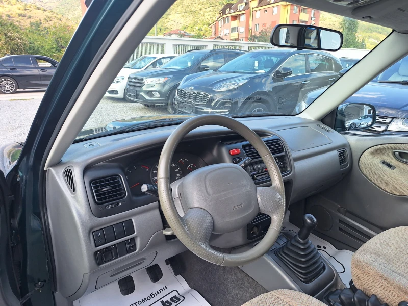 Suzuki Grand vitara 2.0 D KLIMA ИТАЛИЯ , снимка 13 - Автомобили и джипове - 47107521