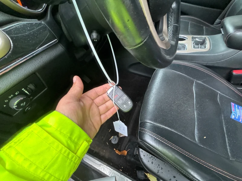 Jeep Grand cherokee, снимка 8 - Автомобили и джипове - 52498562