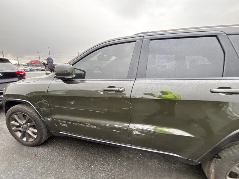 Jeep Grand cherokee, снимка 5 - Автомобили и джипове - 52498562