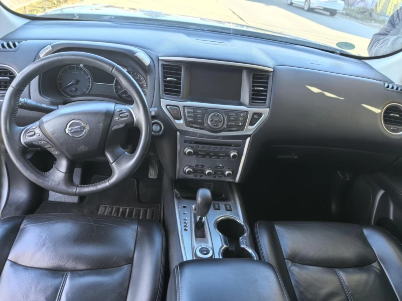 Nissan Pathfinder facelift 3.5i, снимка 7 - Автомобили и джипове - 52540330