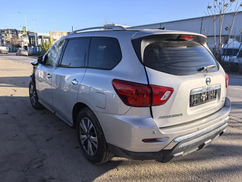 Nissan Pathfinder facelift 3.5i, снимка 3 - Автомобили и джипове - 52540330